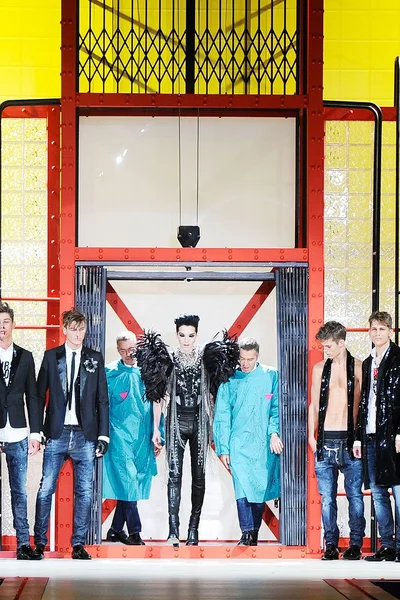 Look 42